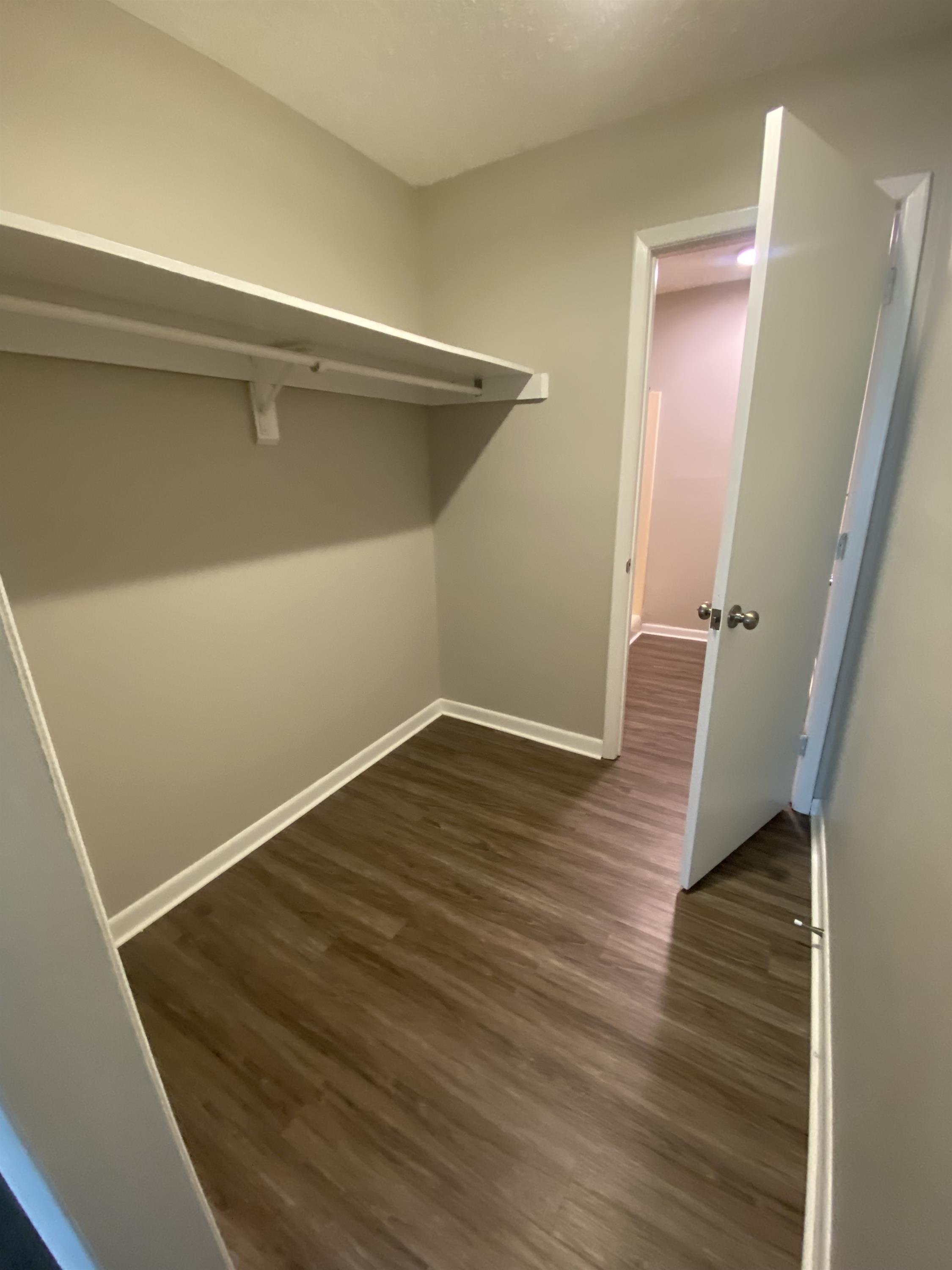 919 Applewood Lane - 1