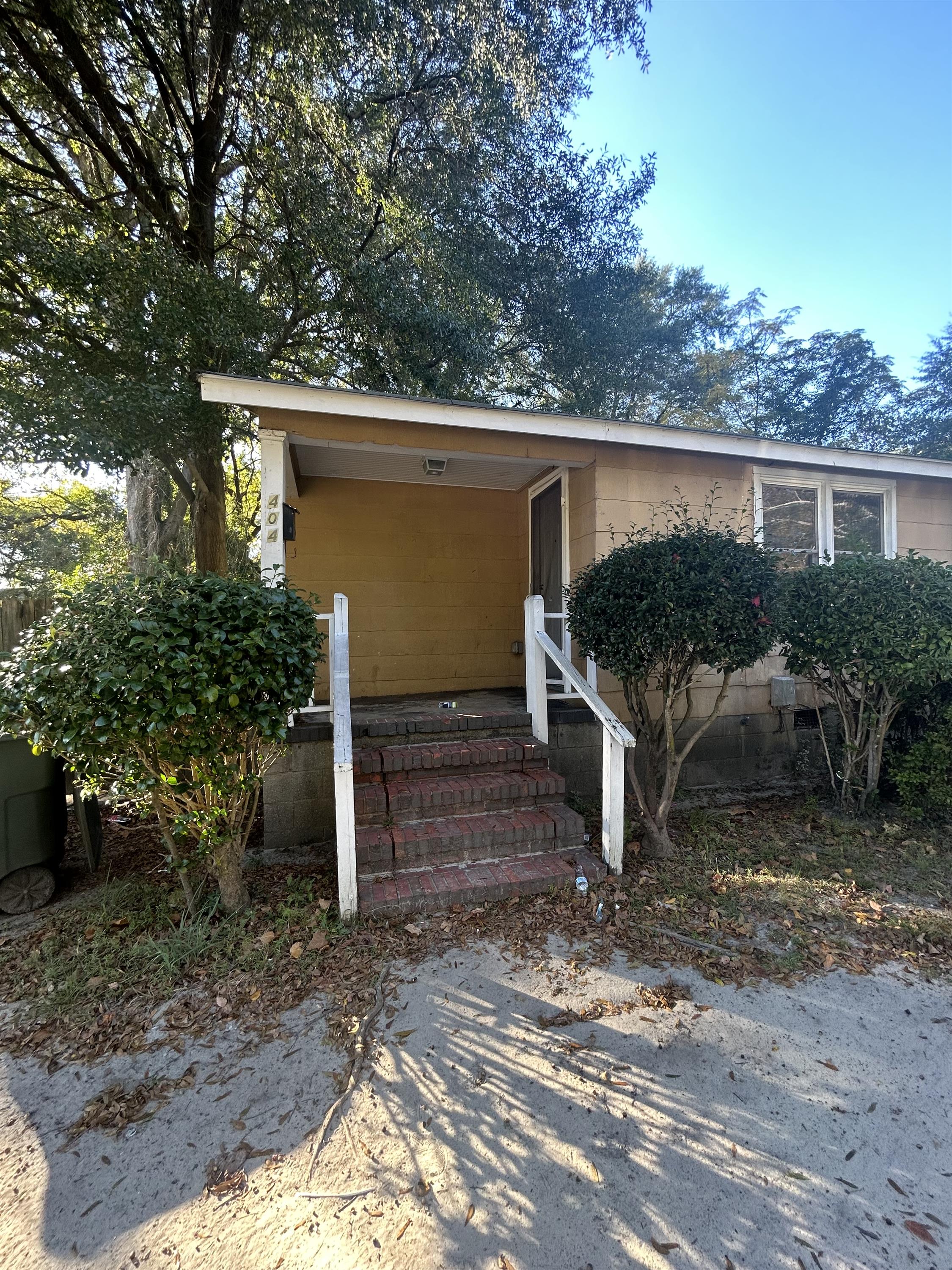 404 Bryan Street - 1