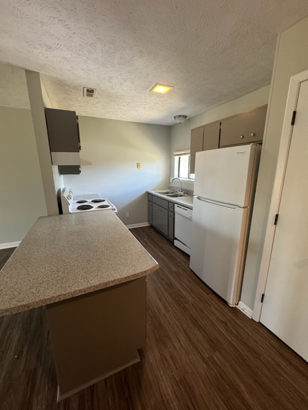 7182 Fillyaw Road - 1